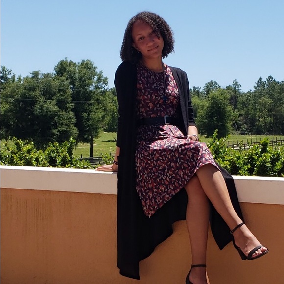 Meet your Posher, Deanna-marie - Picture 1 of 1